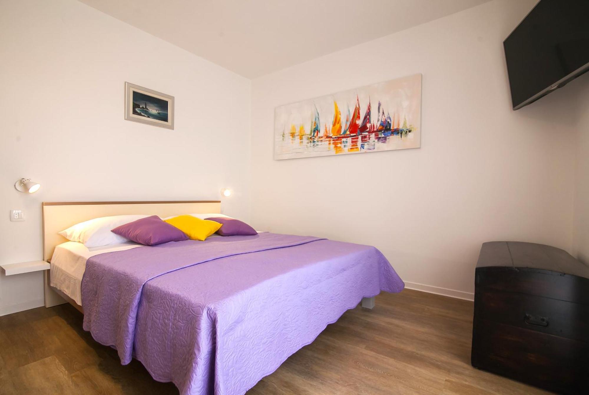 Sirius Apartments Бол Екстер'єр фото