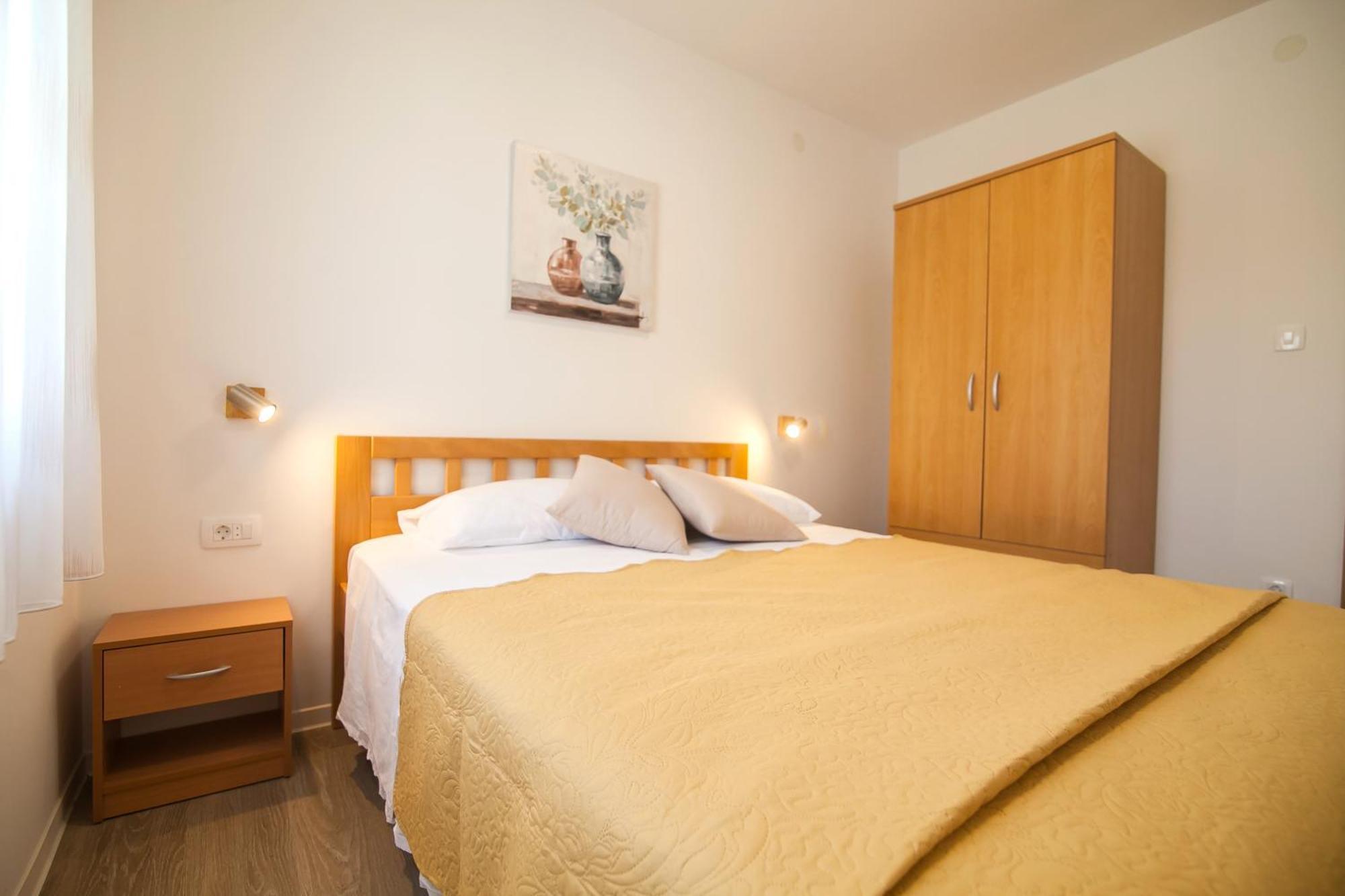 Sirius Apartments Бол Екстер'єр фото