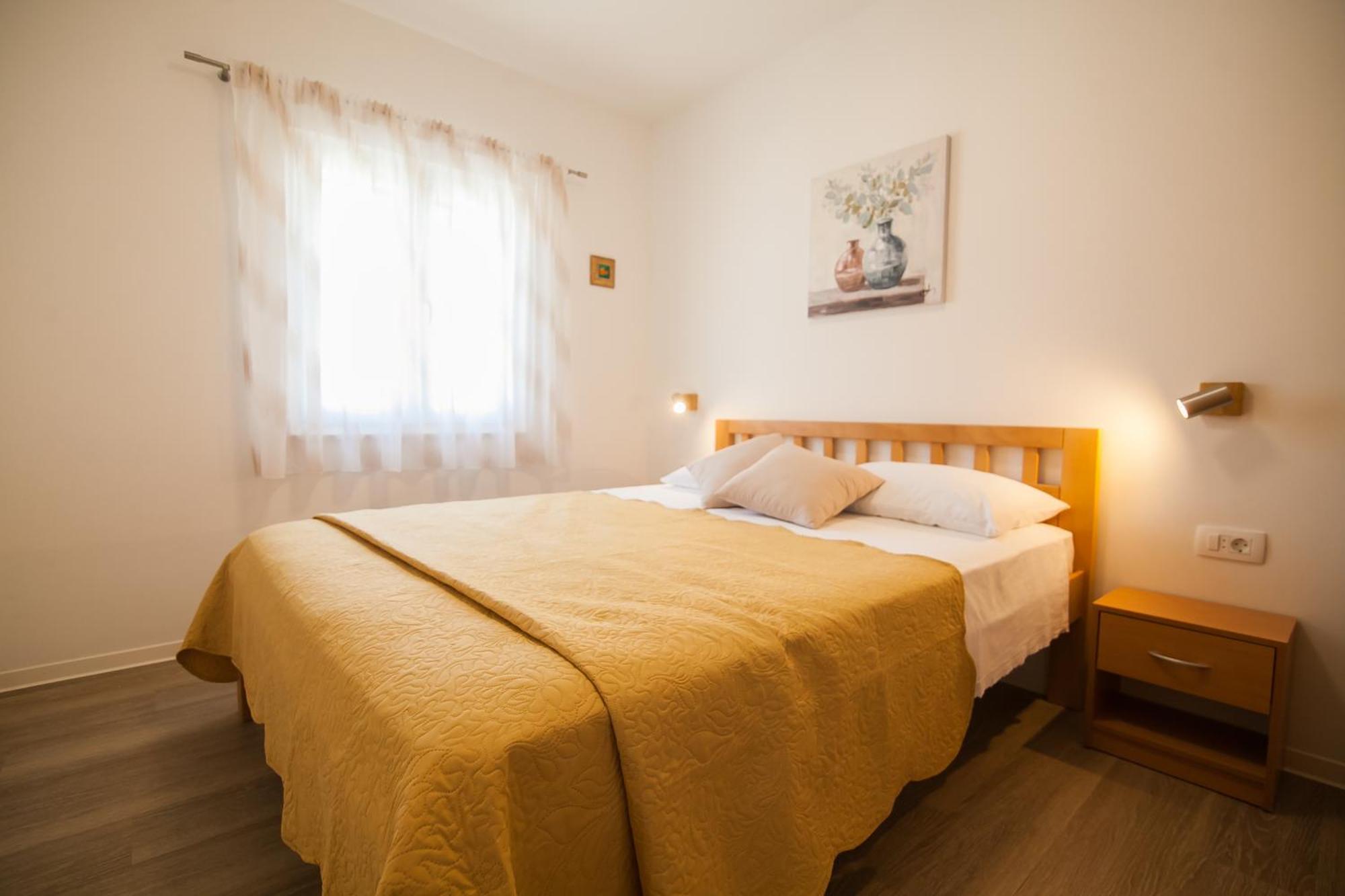 Sirius Apartments Бол Екстер'єр фото